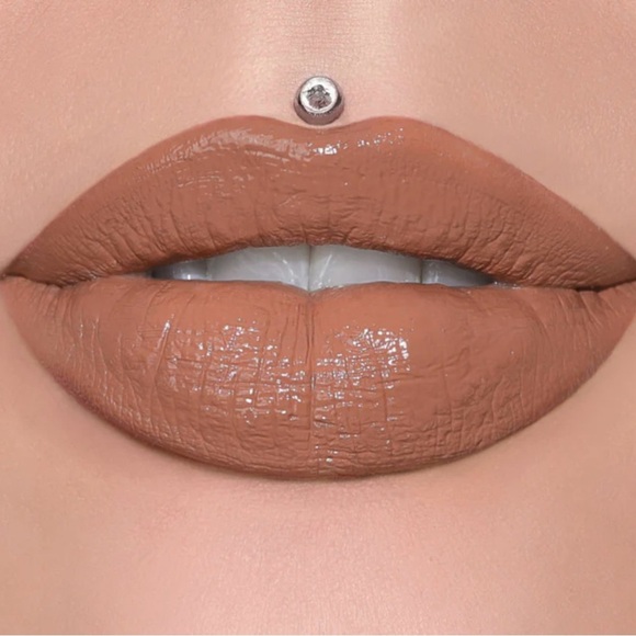 Jeffree Star Supreme Gloss Mannequin - Picture 3 of 6